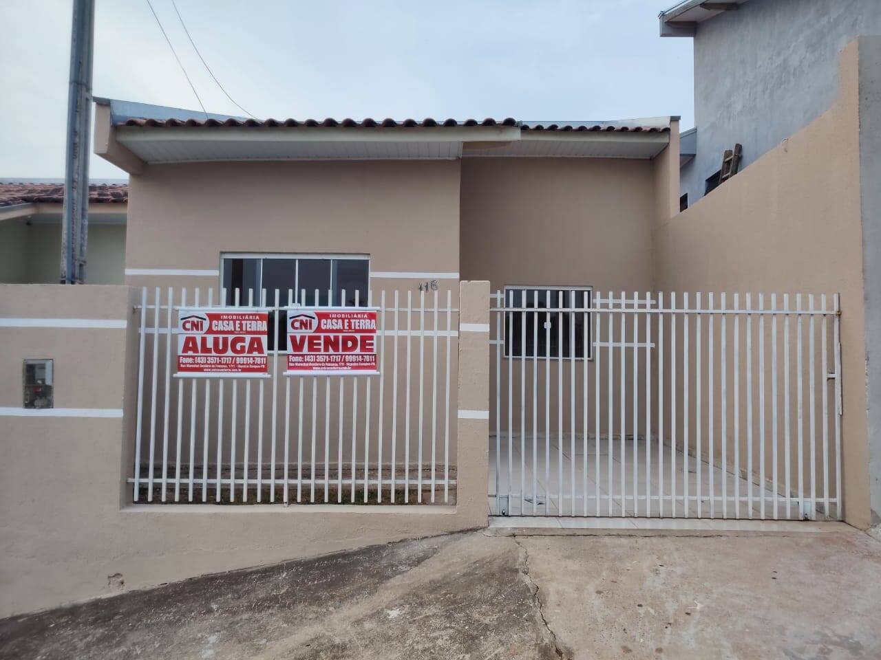 #2672 - Casa para Venda em Siqueira Campos - PR