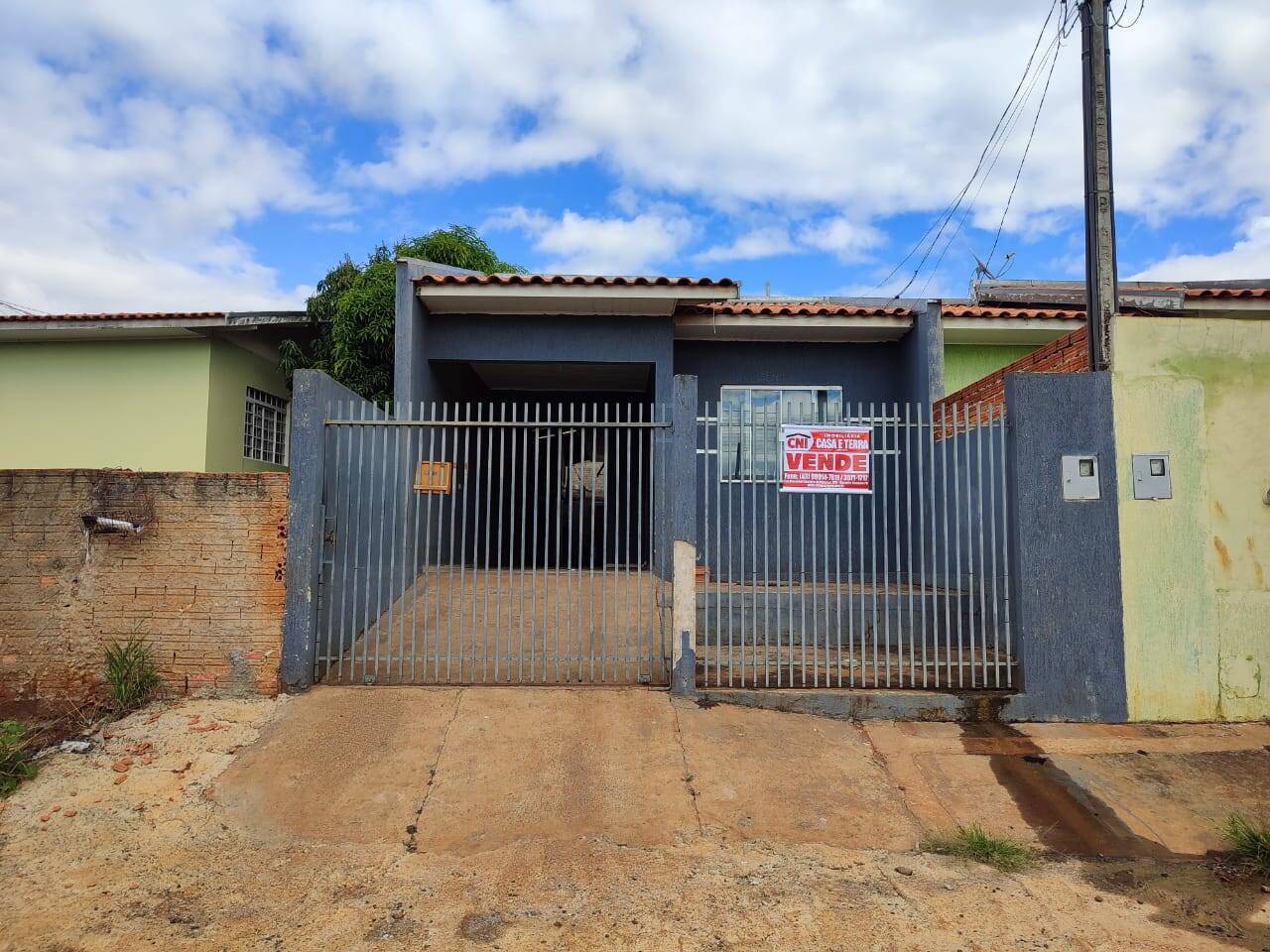 #2877 - Casa para Venda em Siqueira Campos - PR