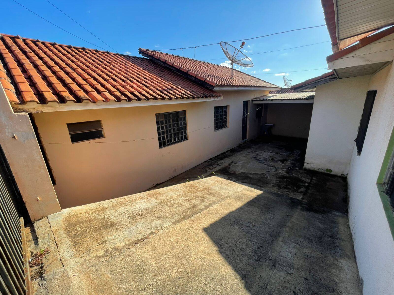 #3704 - Casa para Locação em Joaquim Távora - PR