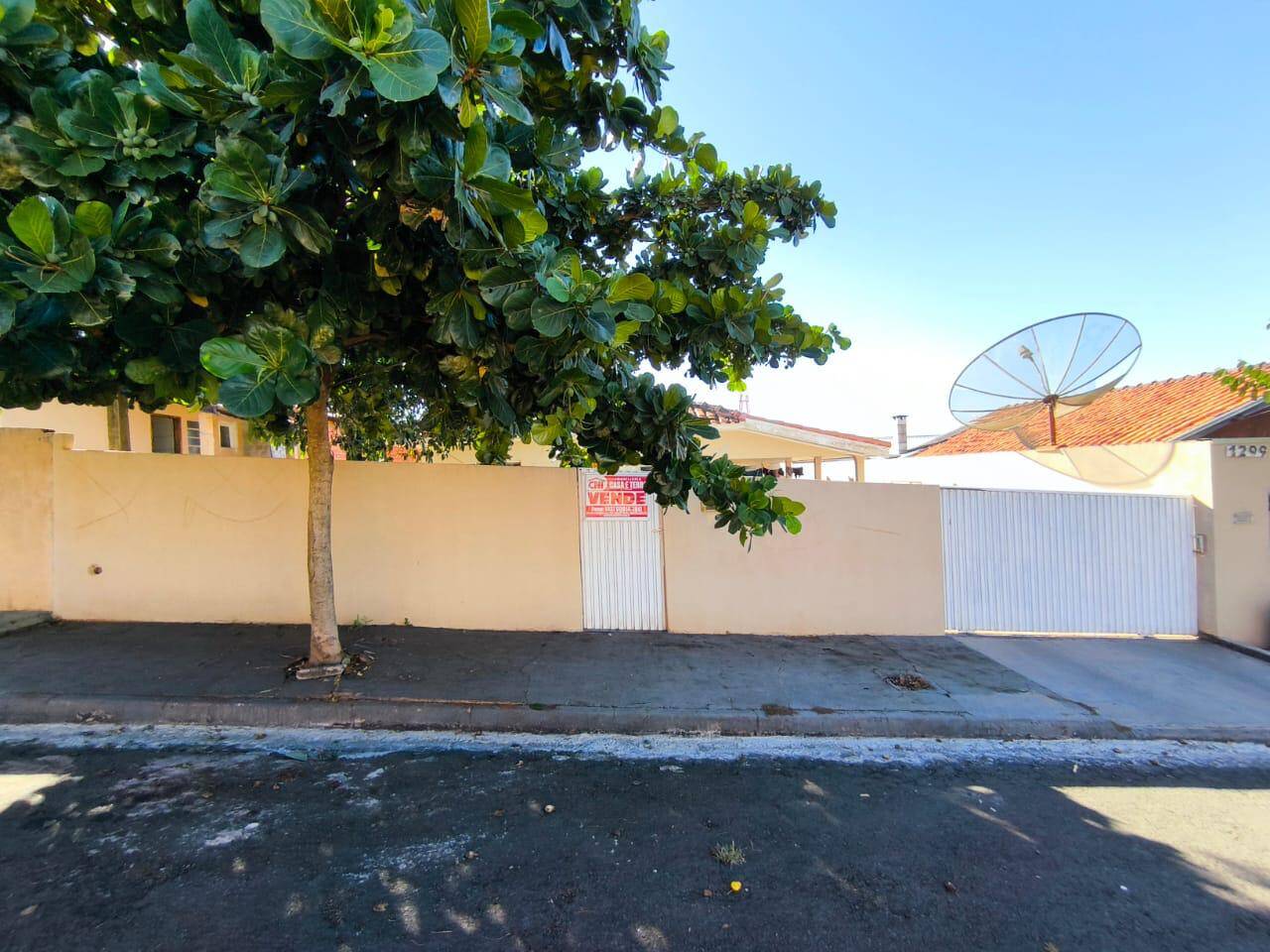 #3375 - Casa para Venda em Siqueira Campos - PR