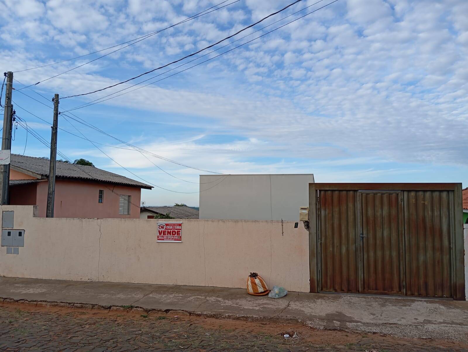 #3834 - Casa para Venda em Wenceslau Braz - PR