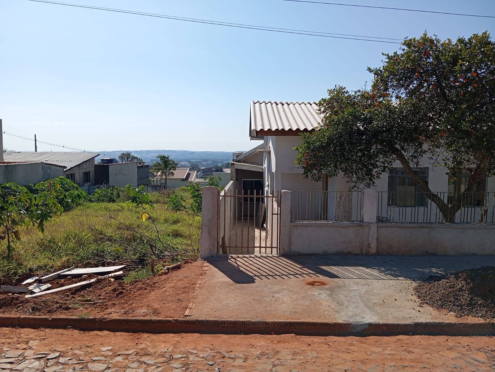 #2511 - Casa para Locação em Wenceslau Braz - PR