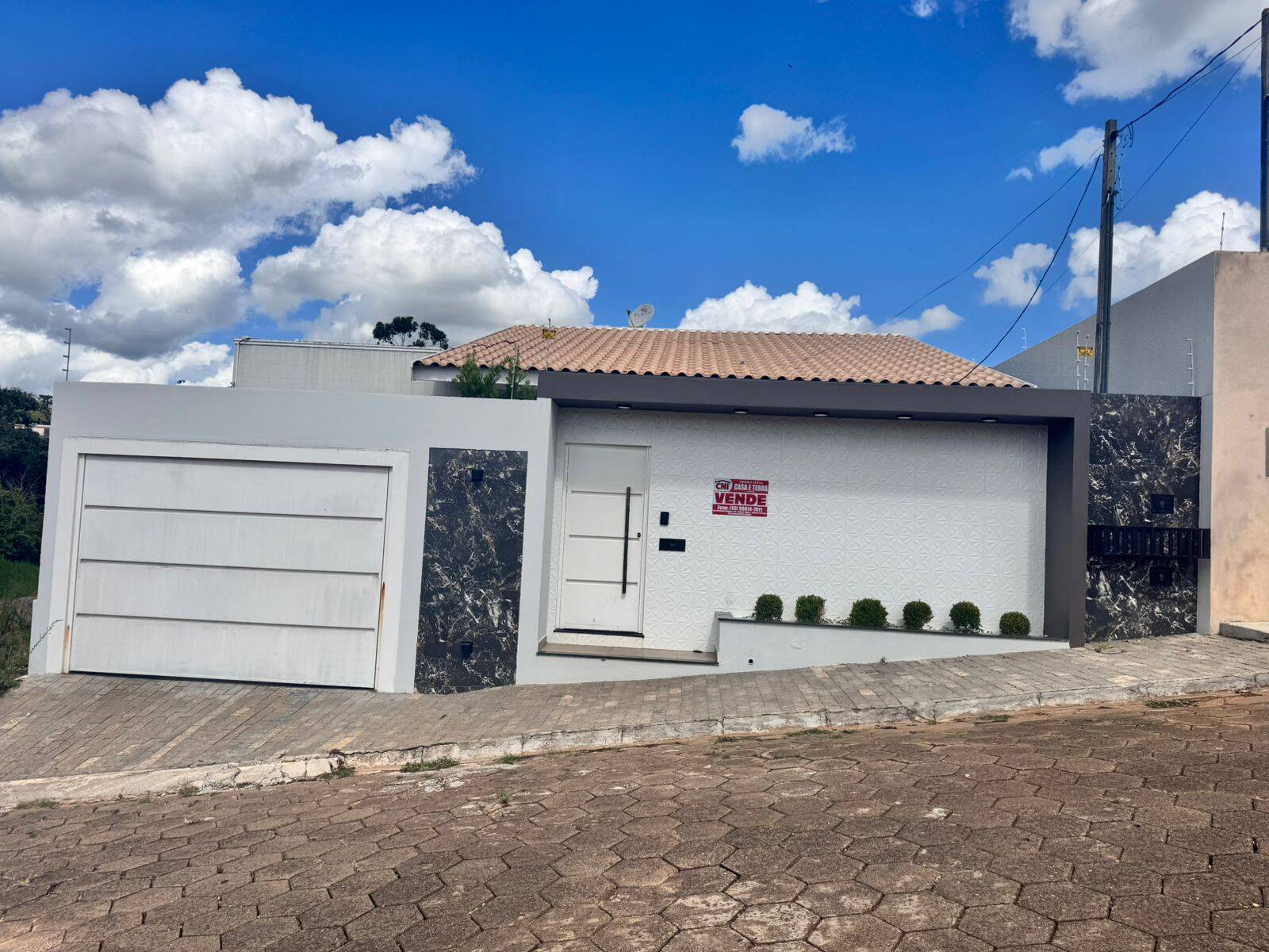 #4201 - Casa para Venda em Siqueira Campos - PR