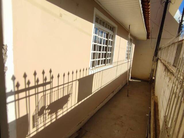 Casa para Locação em Siqueira Campos - 2