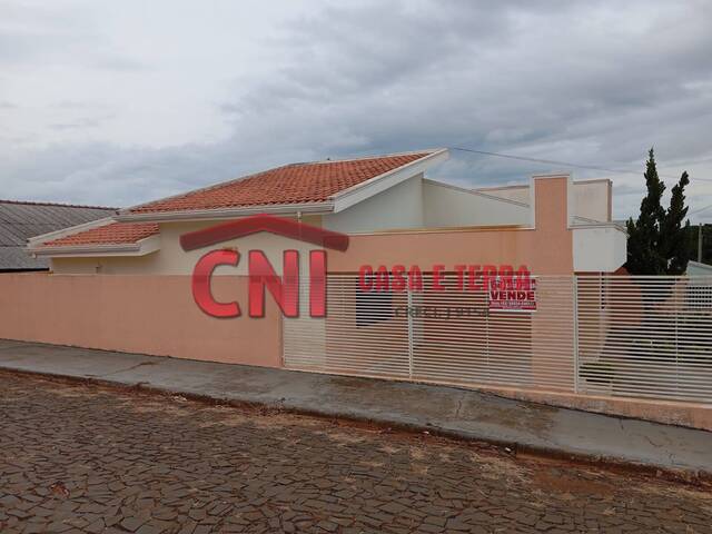 #3690 - Casa para Venda em Wenceslau Braz - PR - 2