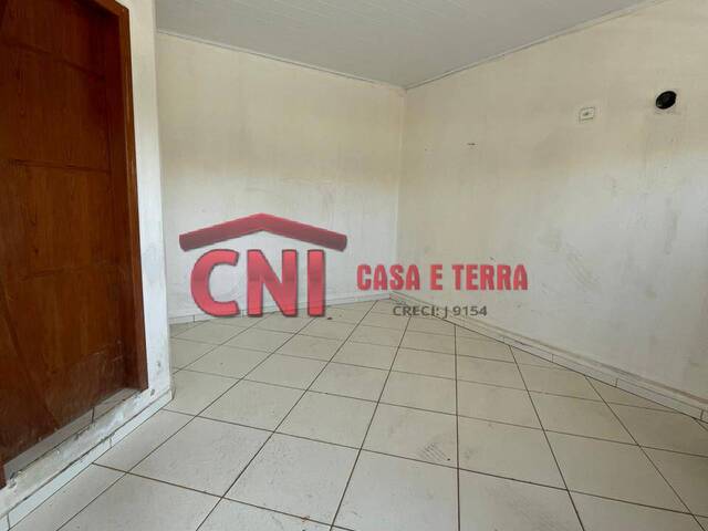 #3773 - Casa para Venda em Quatiguá - PR - 3