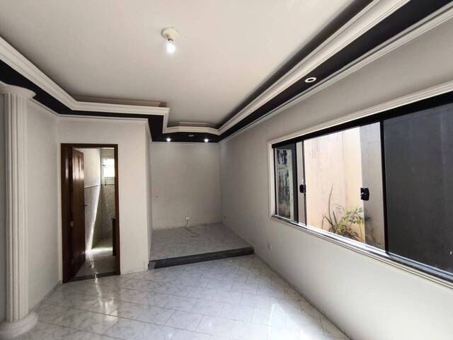 Casa para Locação em Siqueira Campos - 3