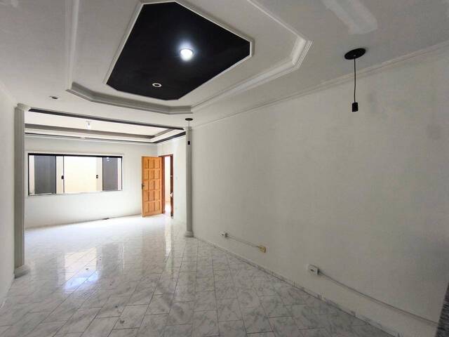 Casa para Locação em Siqueira Campos - 2