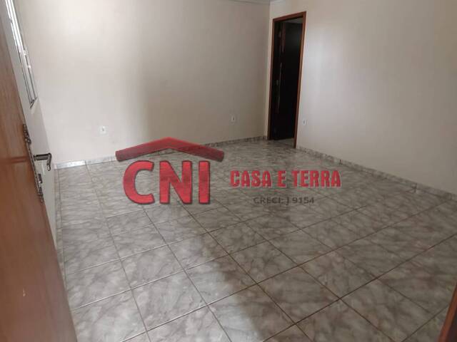 Casa para Locação em Quatiguá - 5