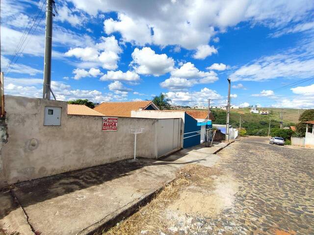 Casa para Locação em Siqueira Campos - 2