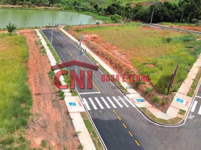Terreno para Venda em Quatiguá - 3