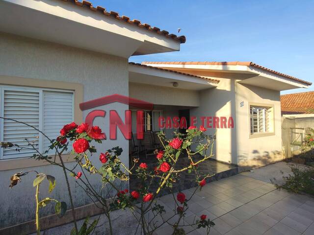 #3881 - Casa para Venda em Quatiguá - PR - 2