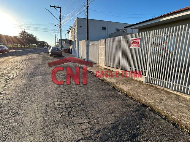 #3881 - Casa para Venda em Quatiguá - PR - 3