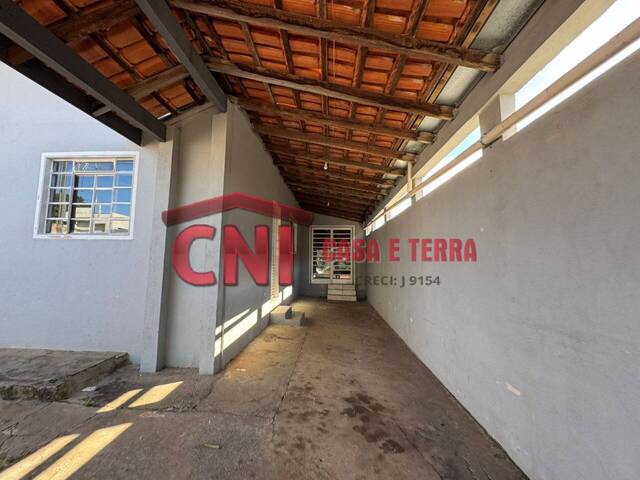 #3983 - Casa para Venda em Quatiguá - PR - 3