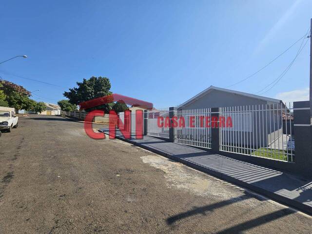 #4018 - Casa para Venda em Siqueira Campos - PR - 3