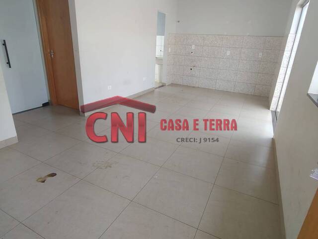#4037 - Casa para Locação em Joaquim Távora - PR - 3
