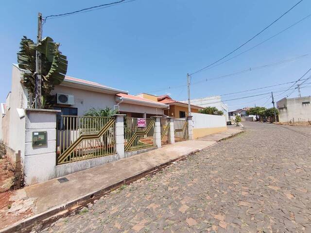 #4049 - Casa para Venda em Siqueira Campos - PR - 2