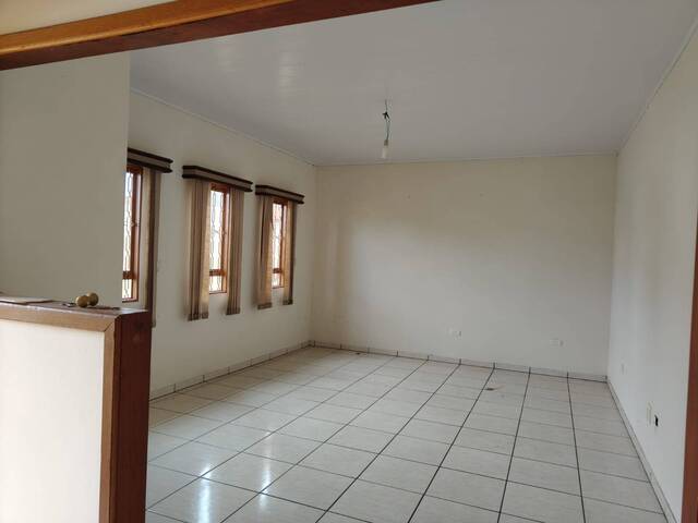 #4051 - Casa para Venda em Quatiguá - PR - 3