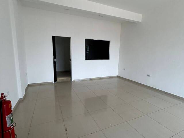 #4066 - Ponto Comercial para Locação em Joaquim Távora - PR - 3