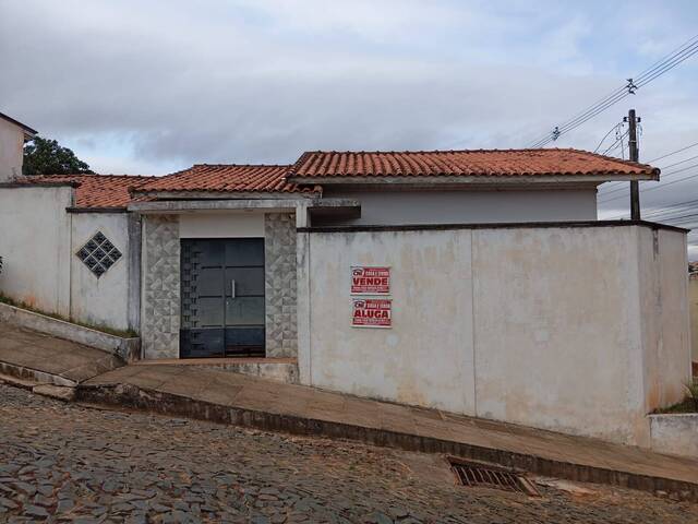 #4067 - Casa para Venda em Wenceslau Braz - PR - 1