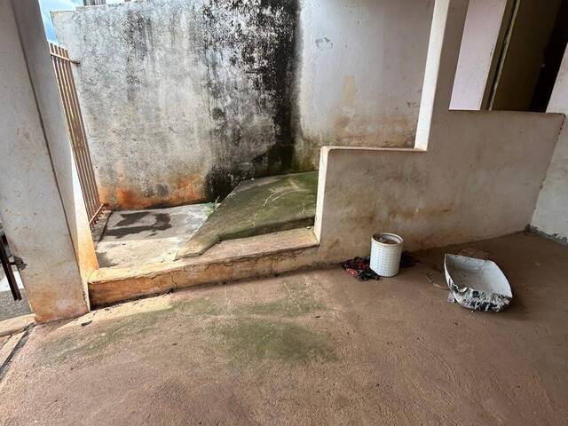 #4109 - Casa para Venda em Quatiguá - PR - 3