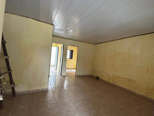 Casa para Venda em Quatiguá - 4