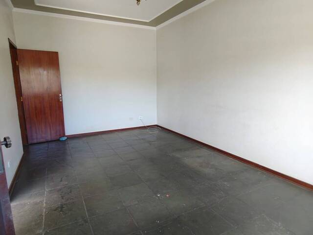 #4119 - Casa para Locação em Quatiguá - PR - 3