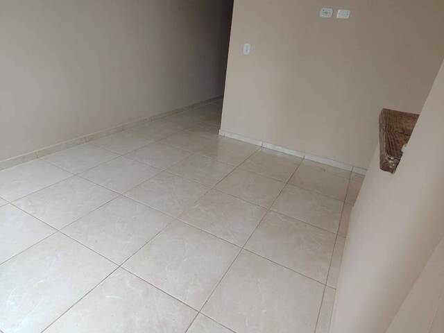 #4140 - Casa para Locação em Quatiguá - PR - 3