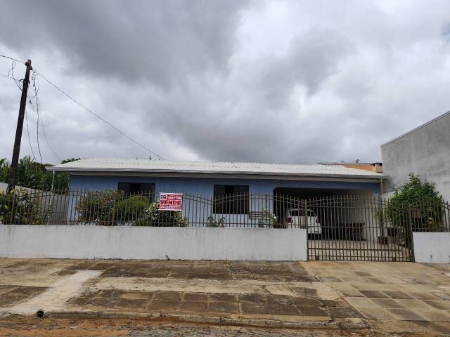 #4166 - Casa para Venda em Wenceslau Braz - PR - 1
