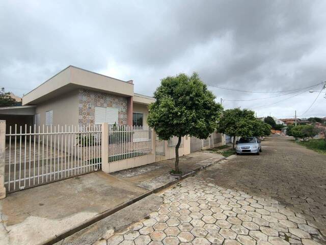 #4192 - Casa para Locação em Siqueira Campos - PR - 3