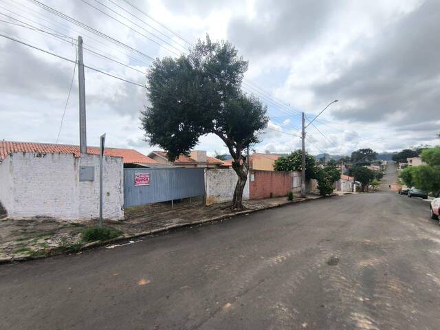 #4193 - Casa para Locação em Siqueira Campos - PR - 2
