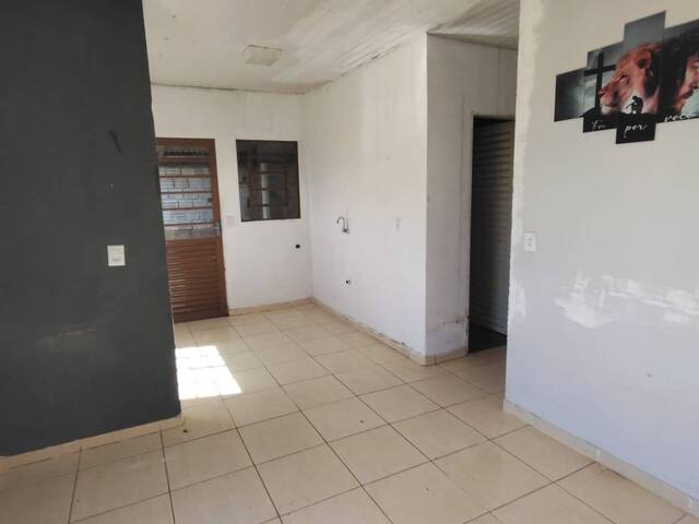 #4230 - Casa para Locação em Quatiguá - PR - 3