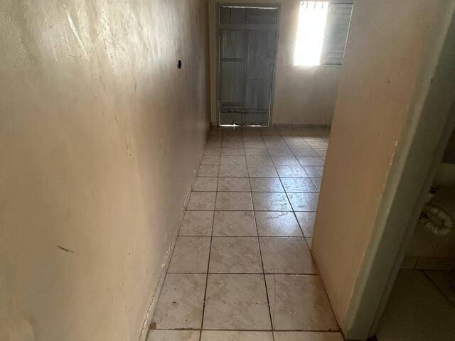 Kitnet para Locação em Joaquim Távora - 4