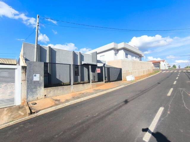 #4274 - Casa para Locação em Siqueira Campos - PR - 2