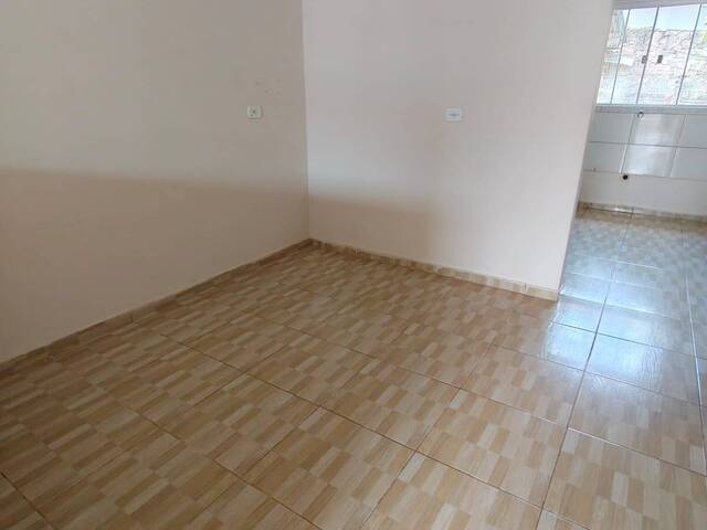 #4277 - Casa para Locação em Londrina - PR - 2