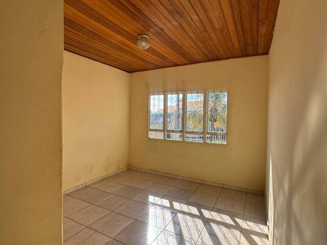 Casa para Venda em Joaquim Távora - 4