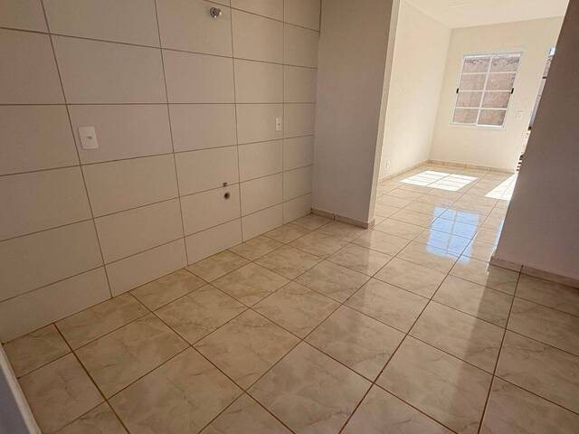 Casa para Locação em Joaquim Távora - 4