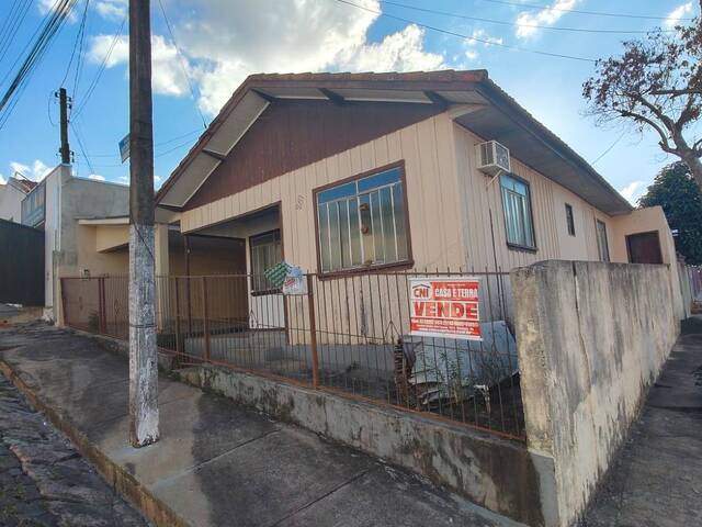 #4301 - Casa para Venda em Quatiguá - PR - 2
