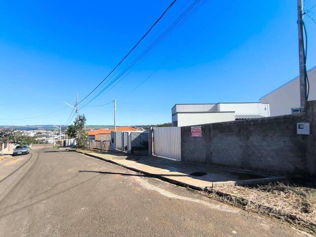 #4317 - Casa para Locação em Siqueira Campos - PR - 2