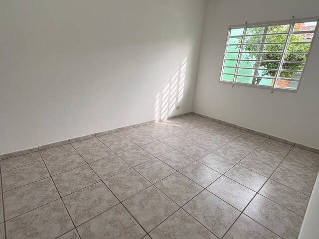 Casa para Locação em Joaquim Távora - 4