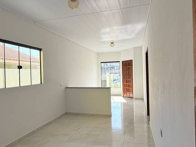 #4376 - Casa para Venda em Quatiguá - PR - 3