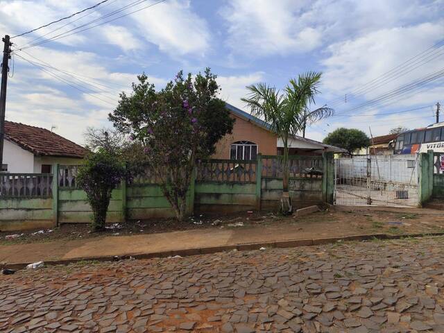 #4379 - Casa para Venda em Wenceslau Braz - PR - 2